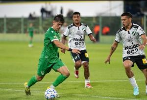 记者：多队球探考察阿根廷21岁妖人后卫，合同明年12月到期